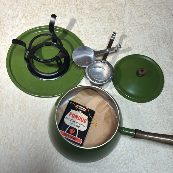 Vintage MCM  Avocado Green Fondue Set - By Nevco (NWT) - Picture 8 of 12